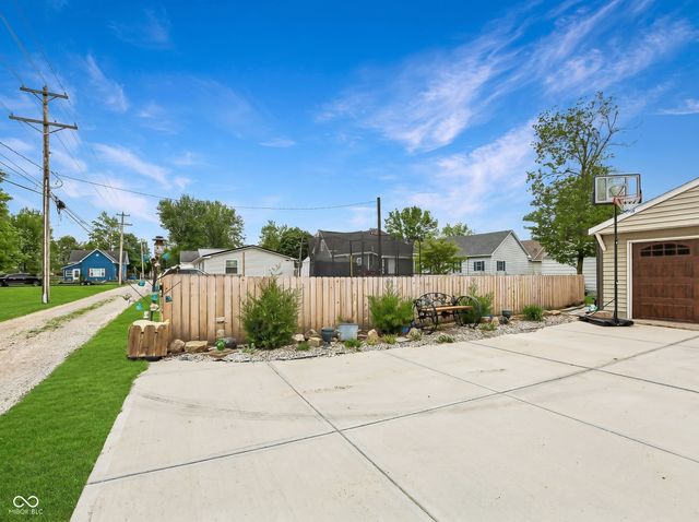 515 N West Street, Tipton, IN 46072