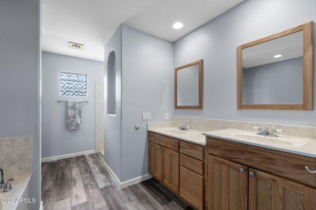 633 LEISURE WORLD --, Mesa, AZ 85206