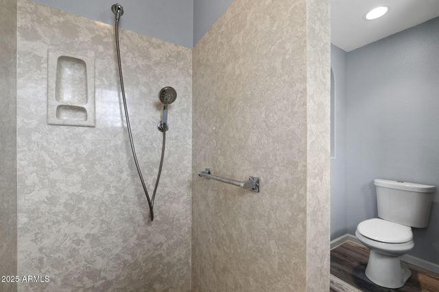 633 LEISURE WORLD --, Mesa, AZ 85206