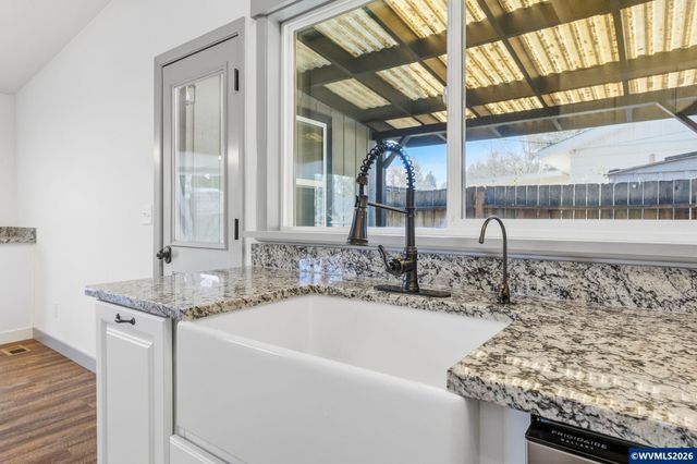 782 Lockwood Ln S, Salem, OR 97302