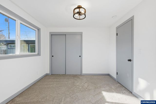 782 Lockwood Ln S, Salem, OR 97302