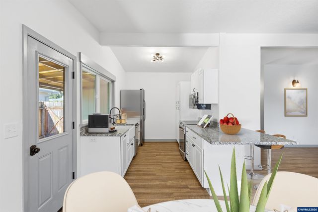 782 Lockwood Ln S, Salem, OR 97302