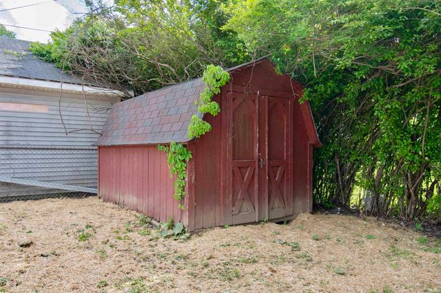 1142 Melbourne Drive, New Haven, IN 46774