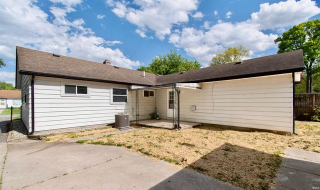 1142 Melbourne Drive, New Haven, IN 46774