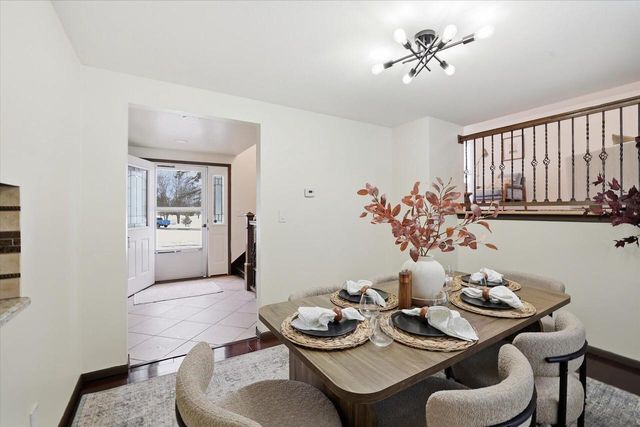 W127N12223 Knollwood DRIVE, Germantown, WI 53022