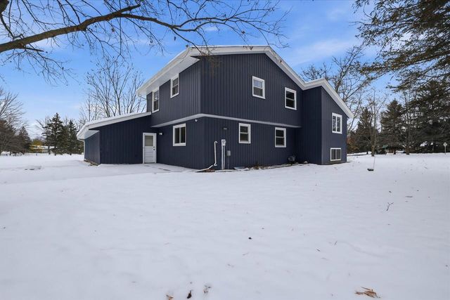 W127N12223 Knollwood DRIVE, Germantown, WI 53022