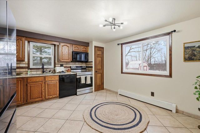 W127N12223 Knollwood DRIVE, Germantown, WI 53022