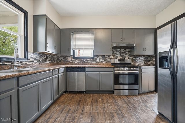 5231 Stark Avenue, Ashtabula, OH 44004