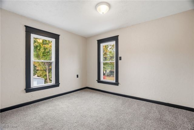 5231 Stark Avenue, Ashtabula, OH 44004