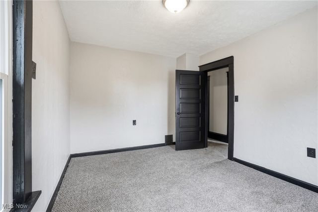 5231 Stark Avenue, Ashtabula, OH 44004