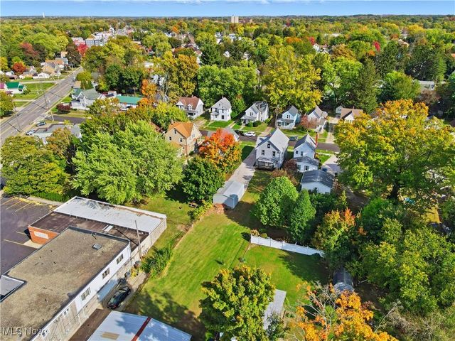 5231 Stark Avenue, Ashtabula, OH 44004