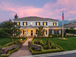 112 Hampstead Court, Westlake Village, CA 91361