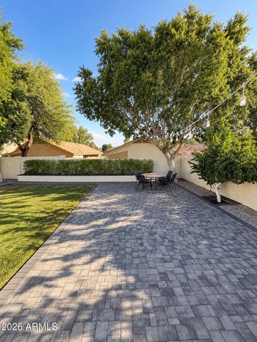7389 W TONOPAH Drive, Glendale, AZ 85308