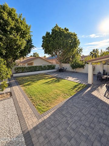 7389 W TONOPAH Drive, Glendale, AZ 85308