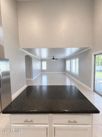 7389 W TONOPAH Drive, Glendale, AZ 85308