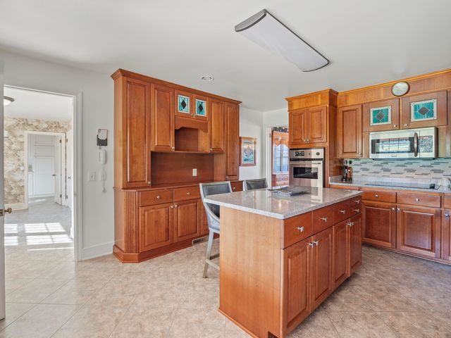 154 Tanyard RD, Rocky Mount, VA 24151