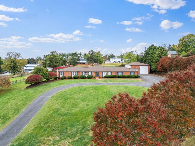 154 Tanyard RD, Rocky Mount, VA 24151