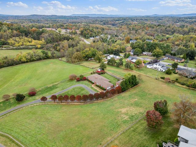 154 Tanyard RD, Rocky Mount, VA 24151