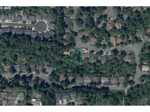 9825 Sw VENTURA Ct, Tigard, OR 97223