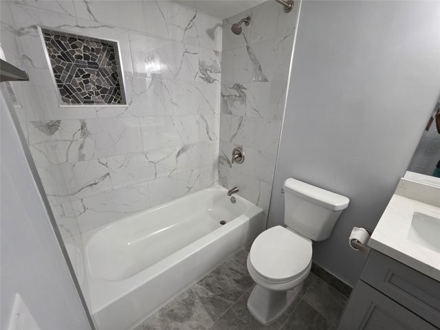 2108 S Cypress Bend Dr 505, Pompano Beach, FL 33069