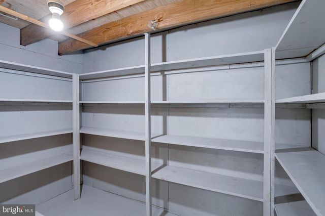 10155 OAKWOOD CHASE CT, Oakton, VA 22124