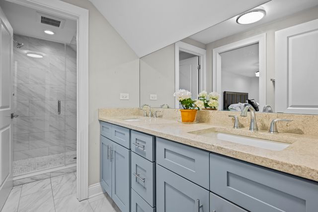 1015 Hazel Avenue, Deerfield, IL 60015