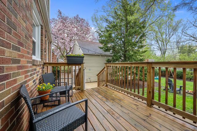 1015 Hazel Avenue, Deerfield, IL 60015