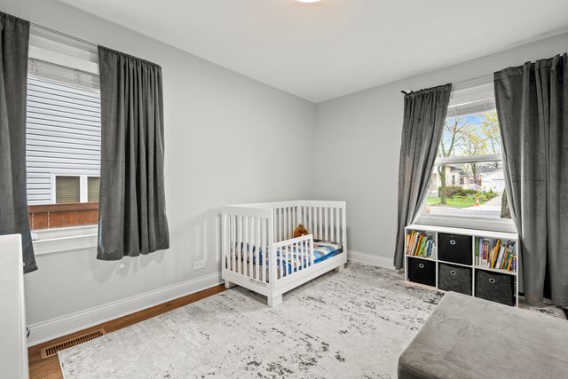 1015 Hazel Avenue, Deerfield, IL 60015