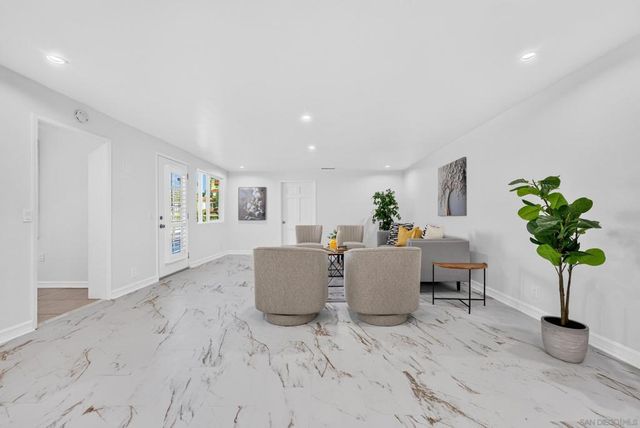 1166 Merritt Drive, El Cajon, CA 92020