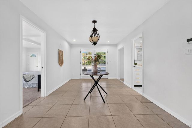 1166 Merritt Drive, El Cajon, CA 92020