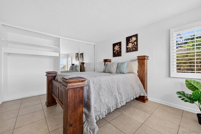 1166 Merritt Drive, El Cajon, CA 92020