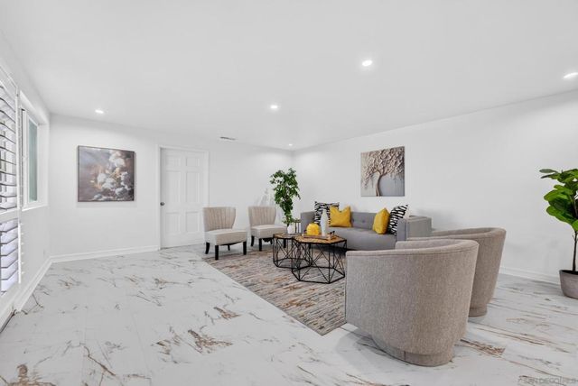 1166 Merritt Drive, El Cajon, CA 92020