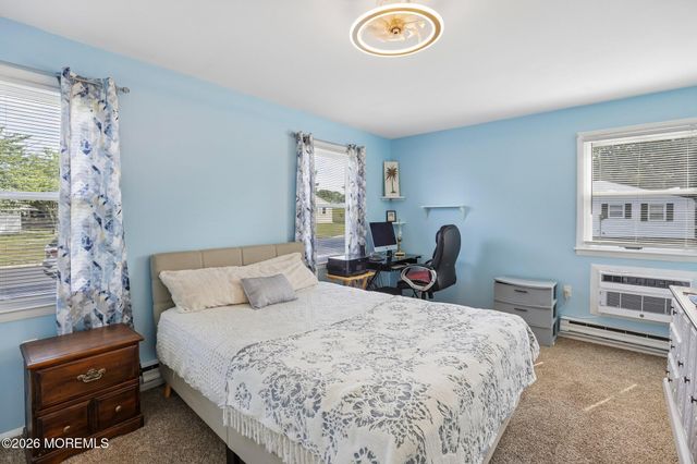 47 Hartford Road, Whiting, NJ 08759