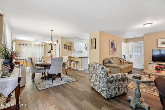 47 Hartford Road, Whiting, NJ 08759
