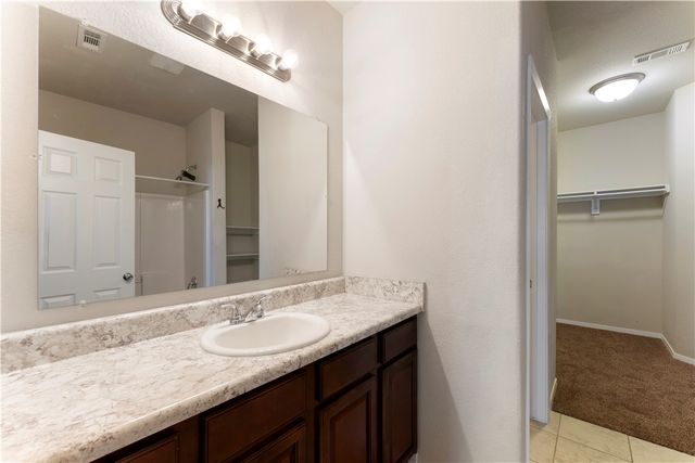 2202 Elmwood Avenue, Lowell, AR 72745