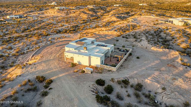1963 Guamis Road, Las Cruces, NM 88012