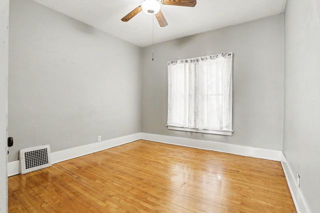 914 Dayton Avenue, Kalamazoo, MI 49048