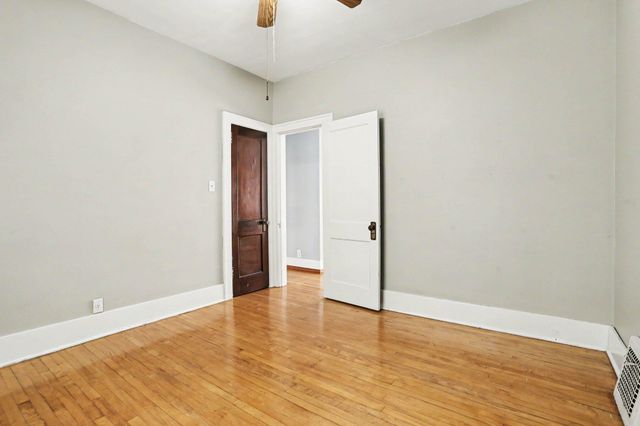 914 Dayton Avenue, Kalamazoo, MI 49048