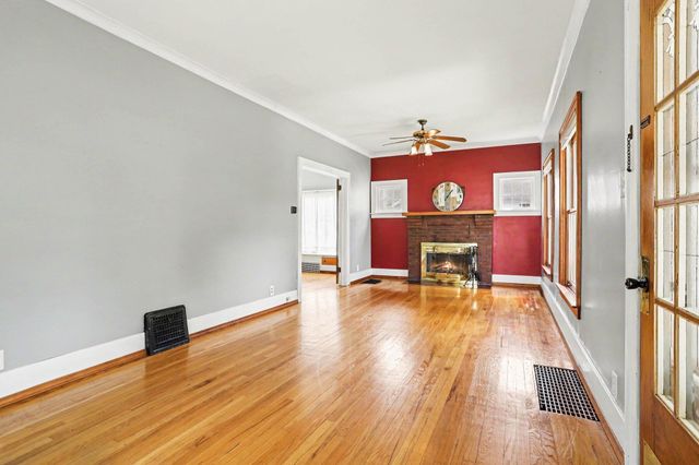 914 Dayton Avenue, Kalamazoo, MI 49048