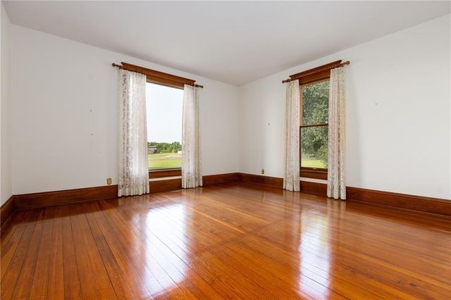 8894 SSR-Z Highway, Trimble, MO 64492