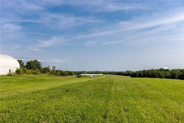 8894 SSR-Z Highway, Trimble, MO 64492
