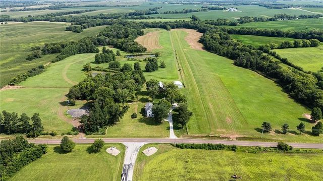 8894 SSR-Z Highway, Trimble, MO 64492