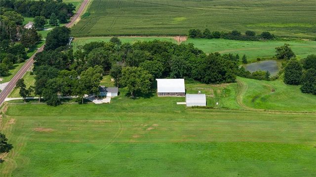 8894 SSR-Z Highway, Trimble, MO 64492
