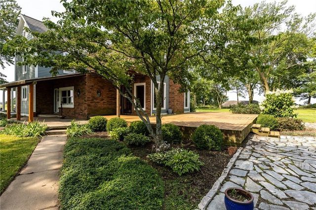 8894 SSR-Z Highway, Trimble, MO 64492
