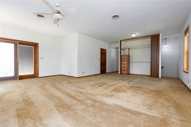 8894 SSR-Z Highway, Trimble, MO 64492