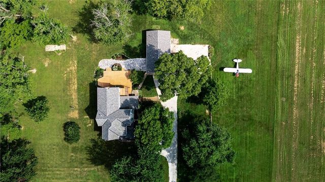 8894 SSR-Z Highway, Trimble, MO 64492