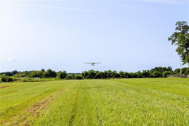 8894 SSR-Z Highway, Trimble, MO 64492