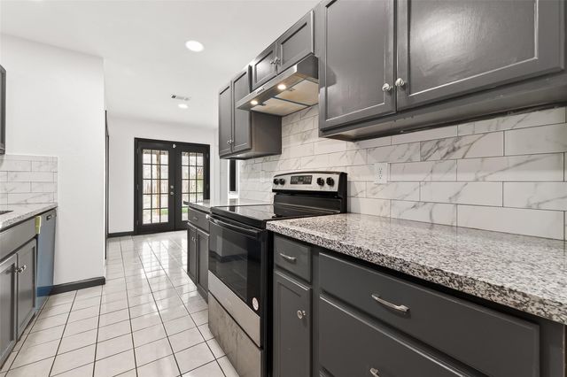 6711 Vanlynn Lane, Houston, TX 77084