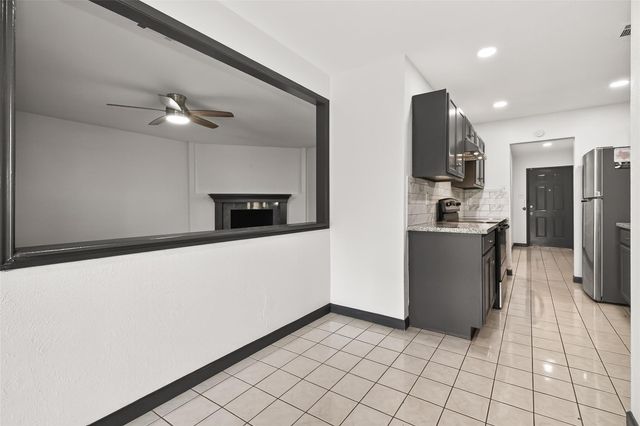 6711 Vanlynn Lane, Houston, TX 77084