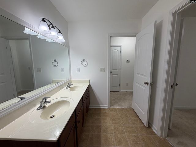 216 Ashmore Ln., Lexington, SC 29072